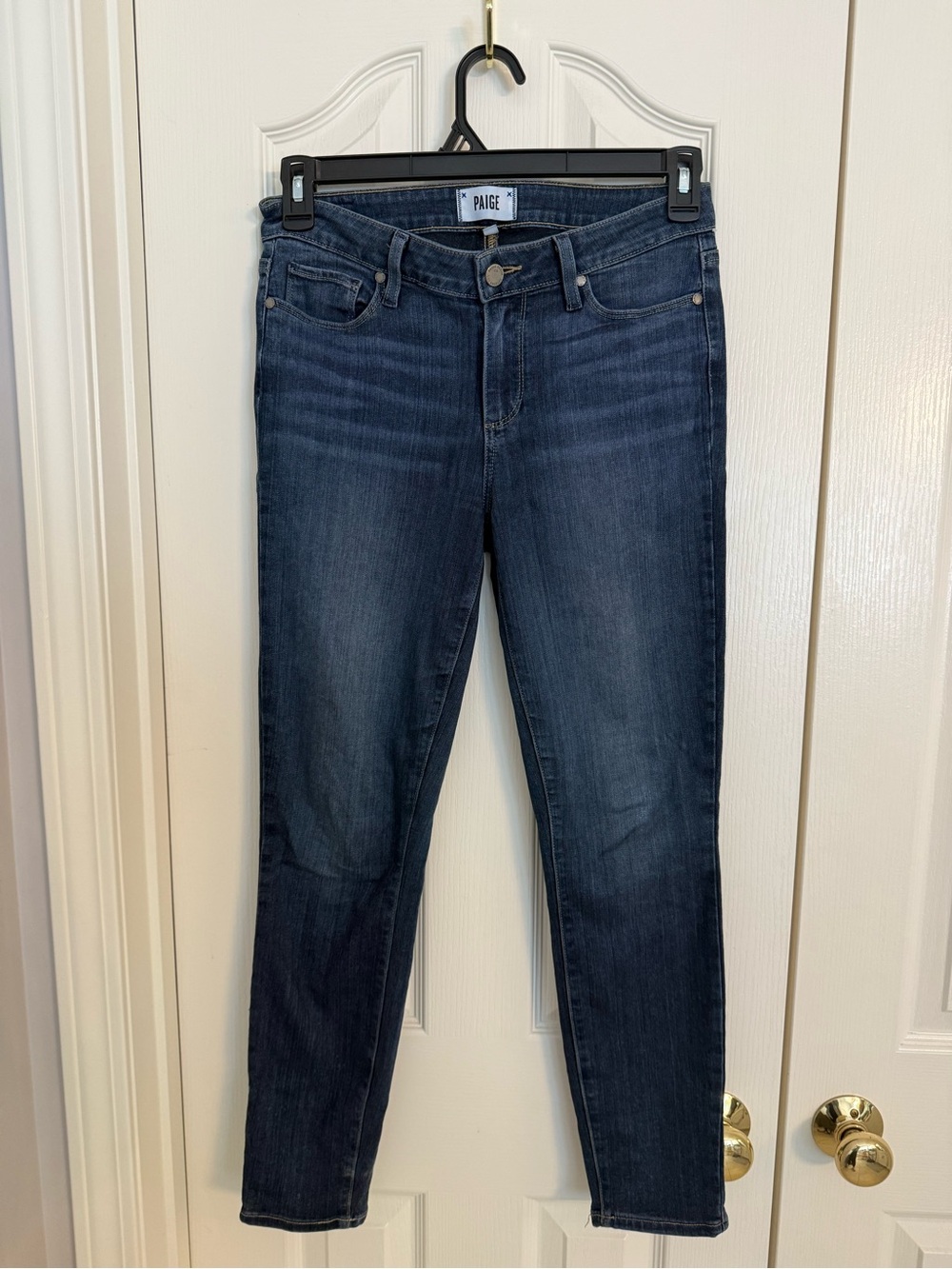 PAIGE Skinny Jeans in Dark Blue Wash